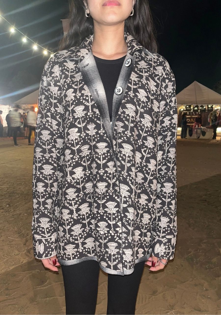 REVERSIBLE BLACK AND WHITE JACKET